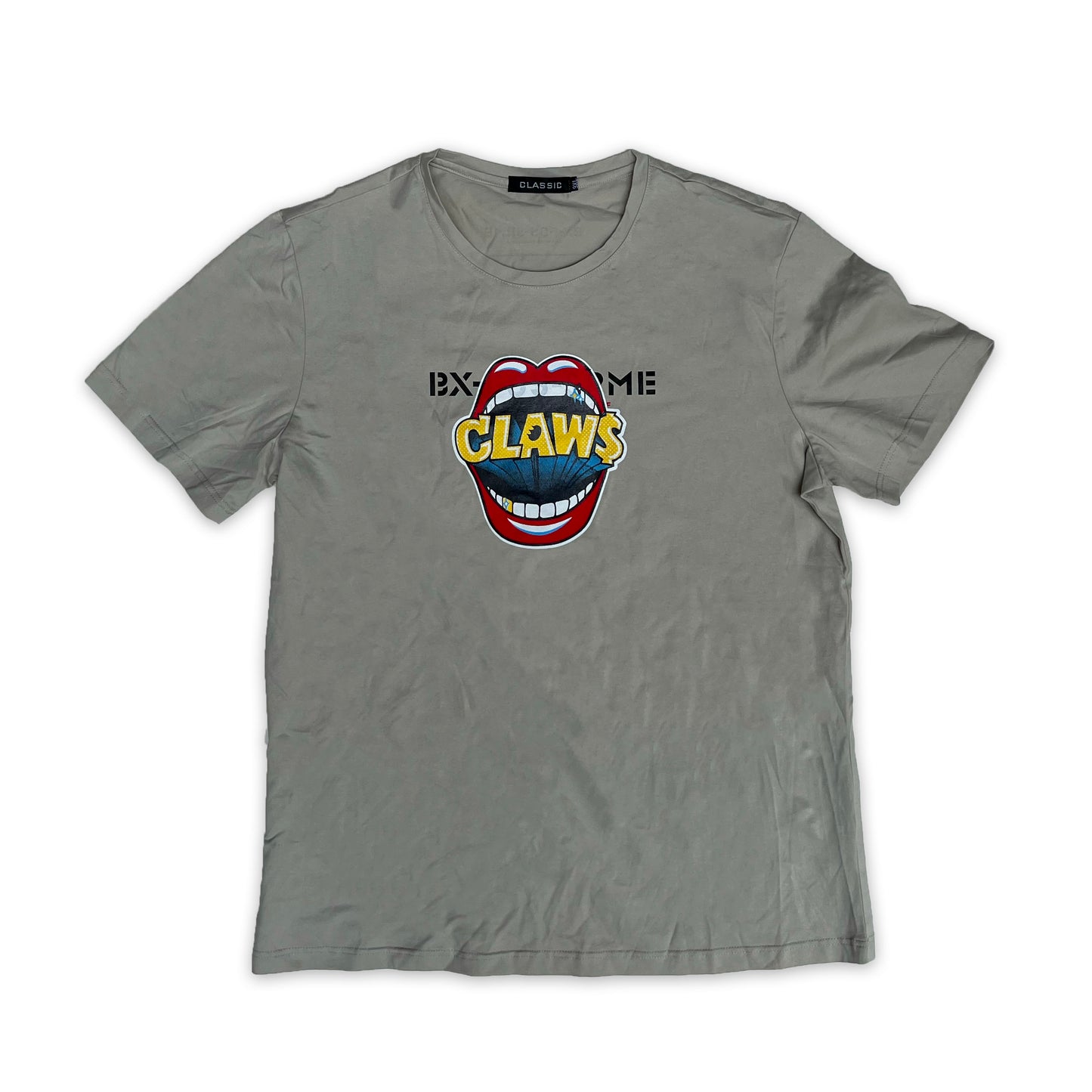 BX ME LIPS TEE