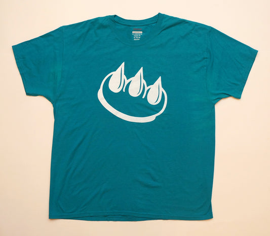 BLUE CLAW TEE