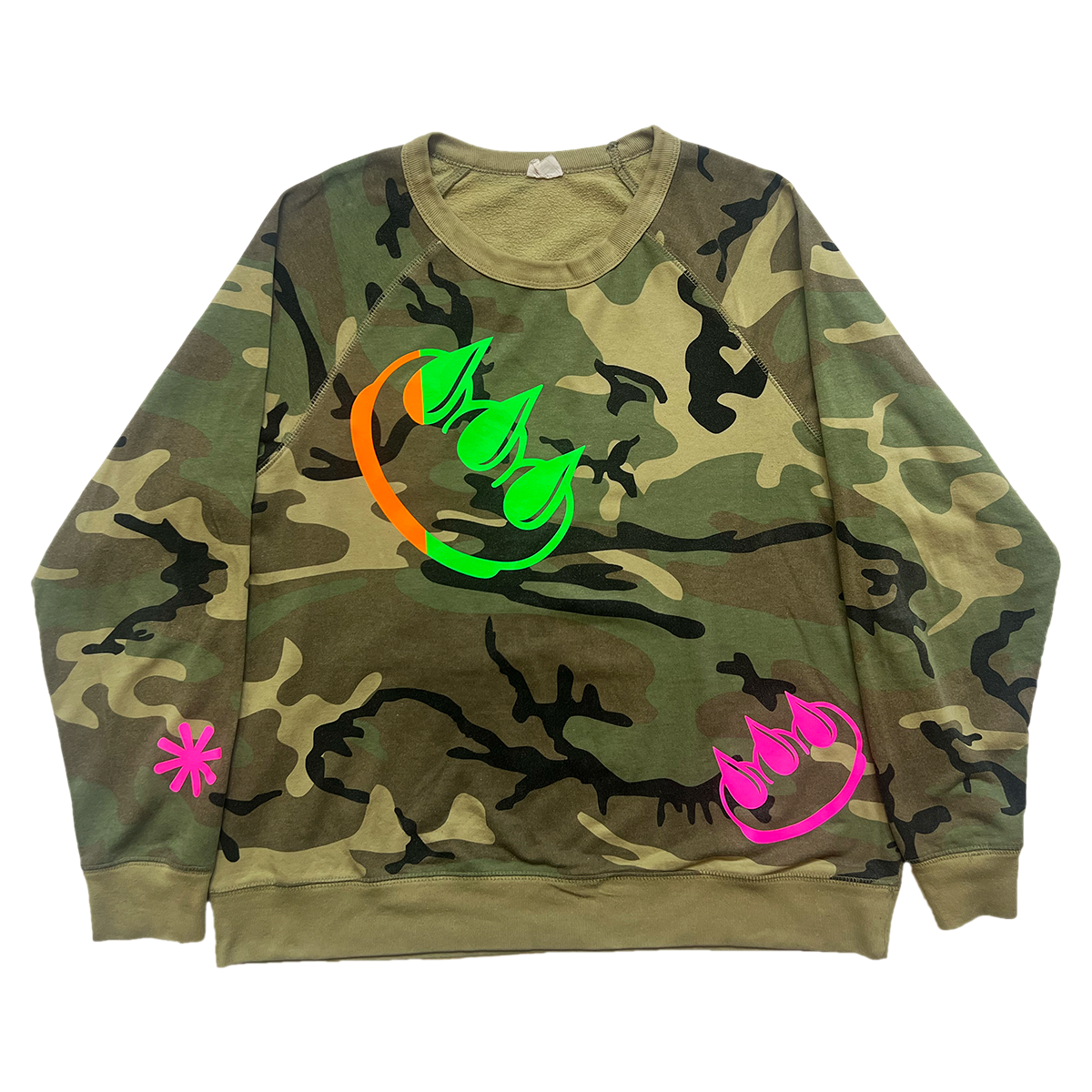 VINTAGE FLUORESCENT SPLIT CLAW CAMO CREWNECK