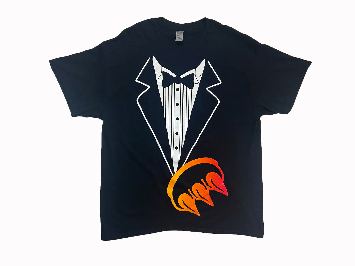 TUXEDO CLAW TEE