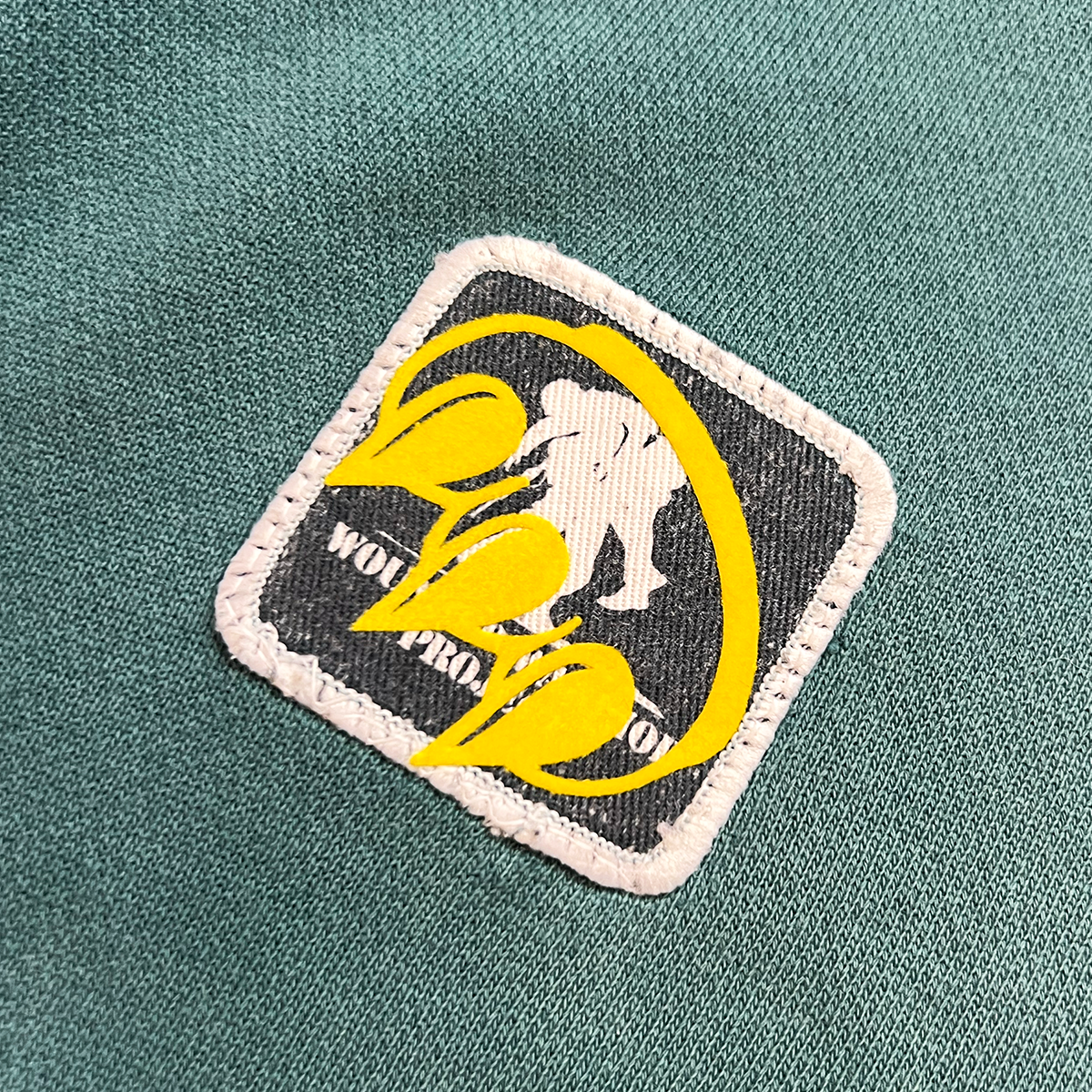 VINTAGE NAVY & SEA FOAM GREEN LINKED CLAW CREWNECK