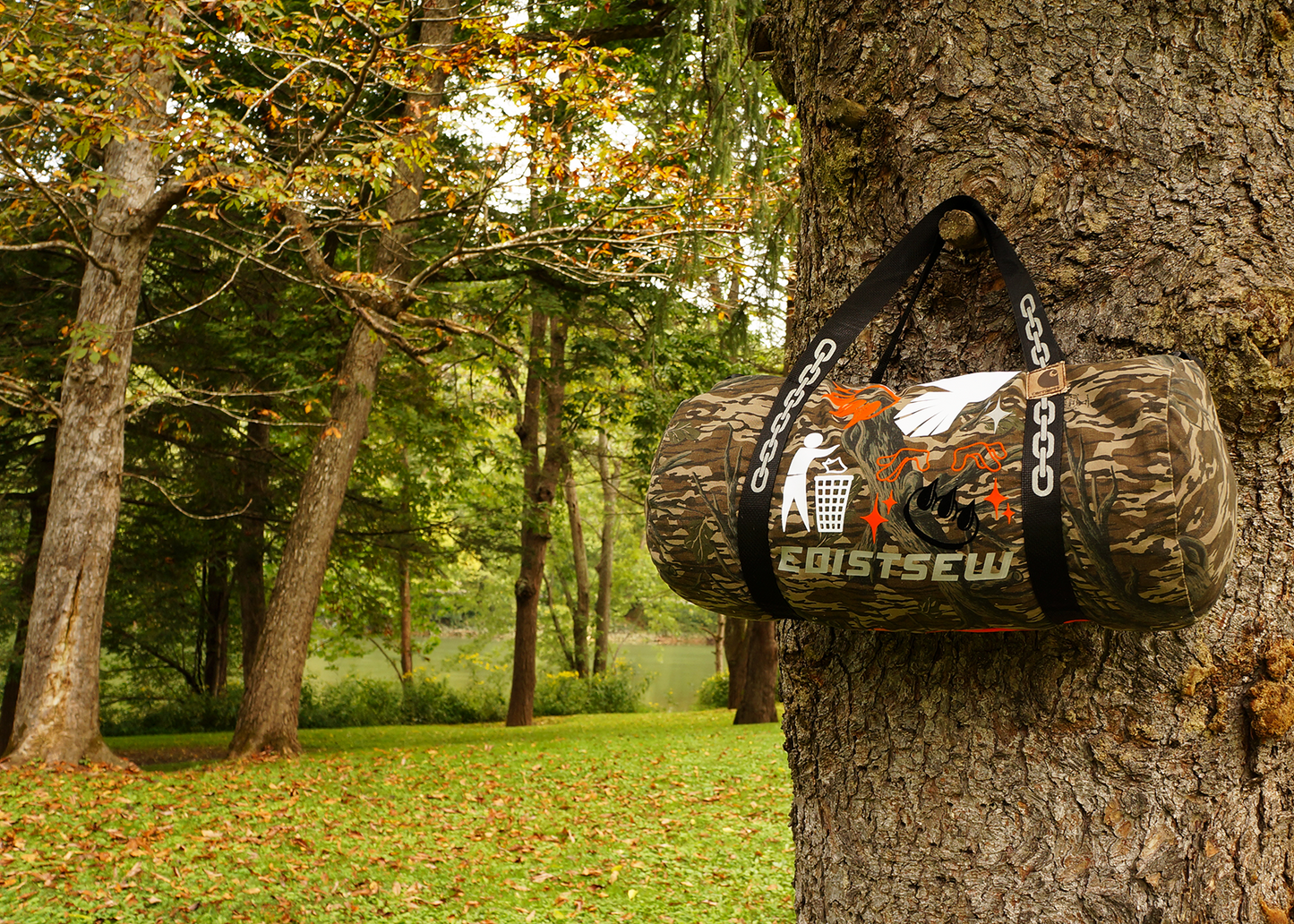 EDISTSEW X CLAW 1 OF 1 "REAL TREE" CARHARTT DUFFEL BAG