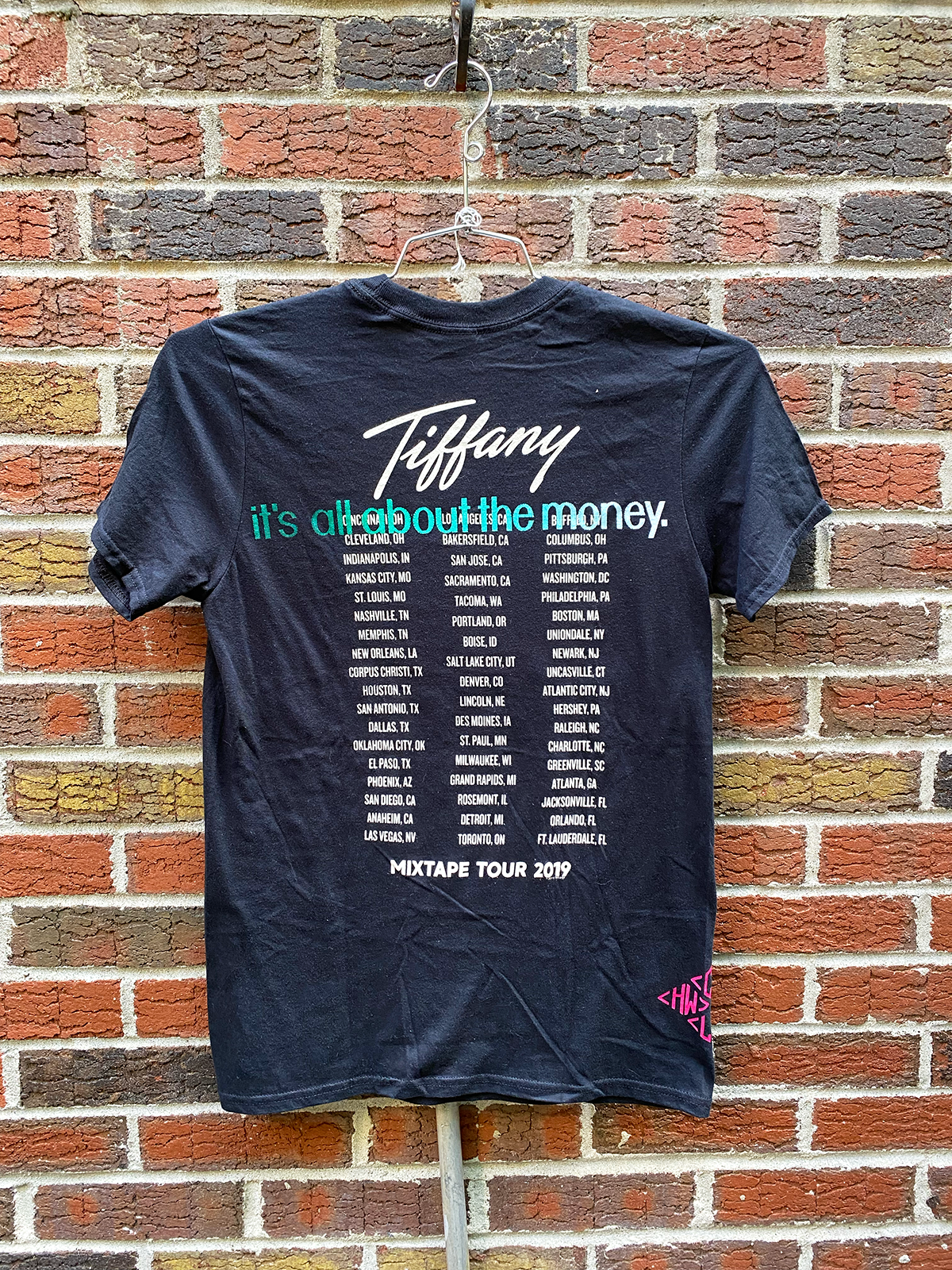 "STRONG WOMEN BETTER PLANET" TEE #15 SMALL