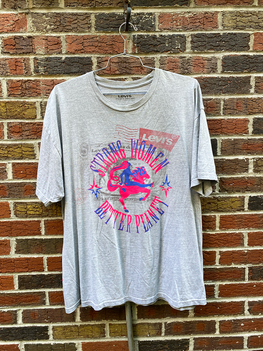 "STRONG WOMEN BETTER PLANET" TEE #19 2XL