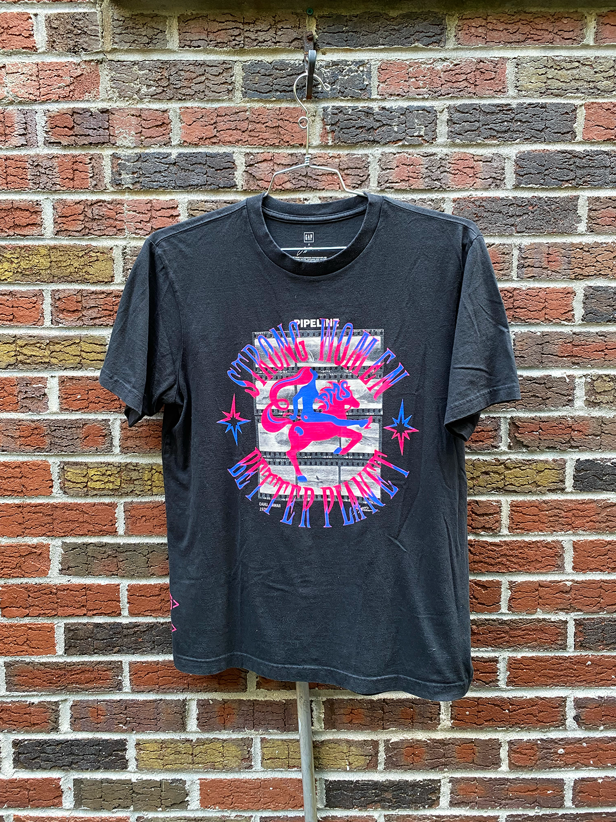 "STRONG WOMEN BETTER PLANET" TEE #22 MEDIUM