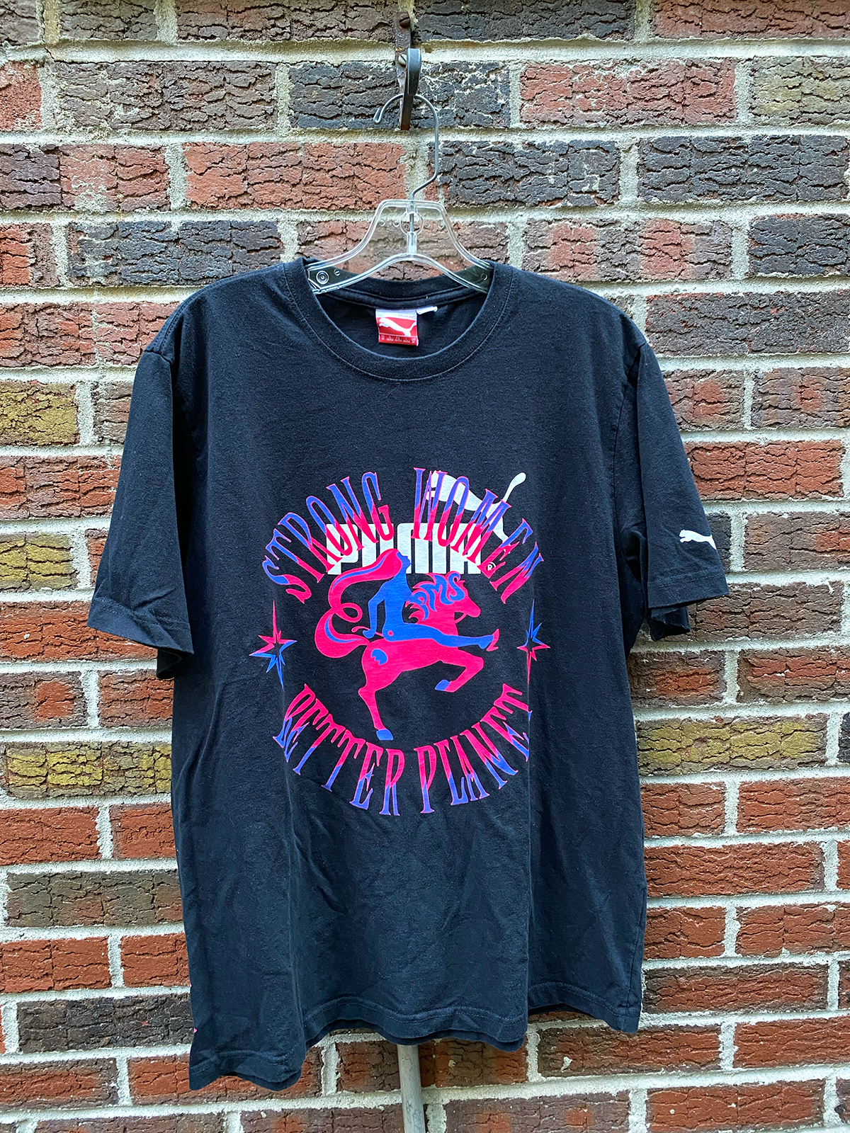 "STRONG WOMEN BETTER PLANET" TEE #34 MEDIUM