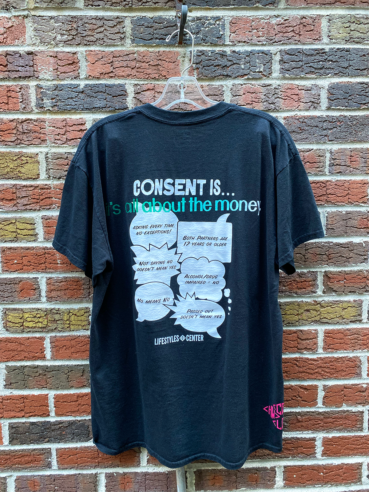 "STRONG WOMEN BETTER PLANET" TEE #35 MEDIUM