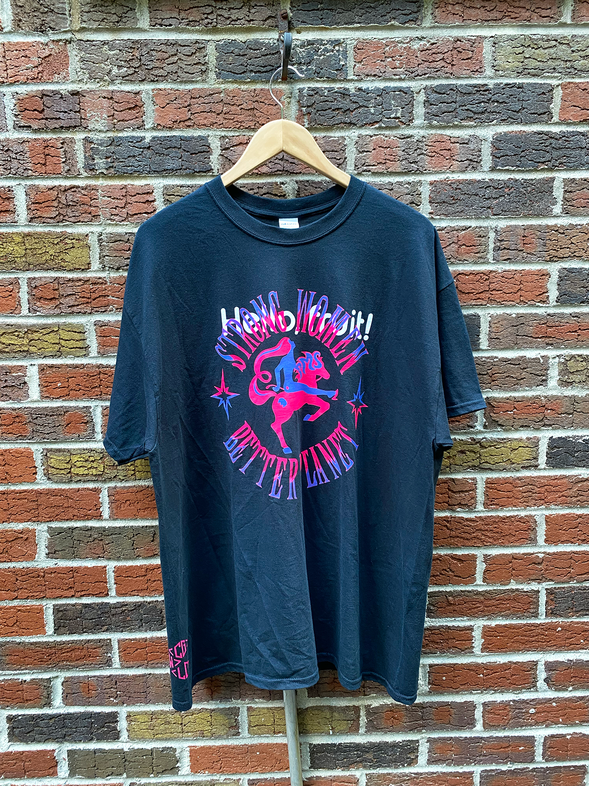 "STRONG WOMEN BETTER PLANET" TEE #37 XL