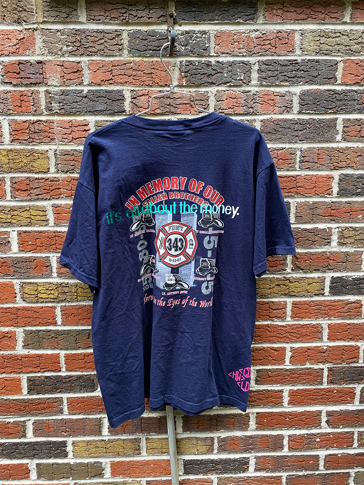 "STRONG WOMEN BETTER PLANET" TEE #47 LARGE