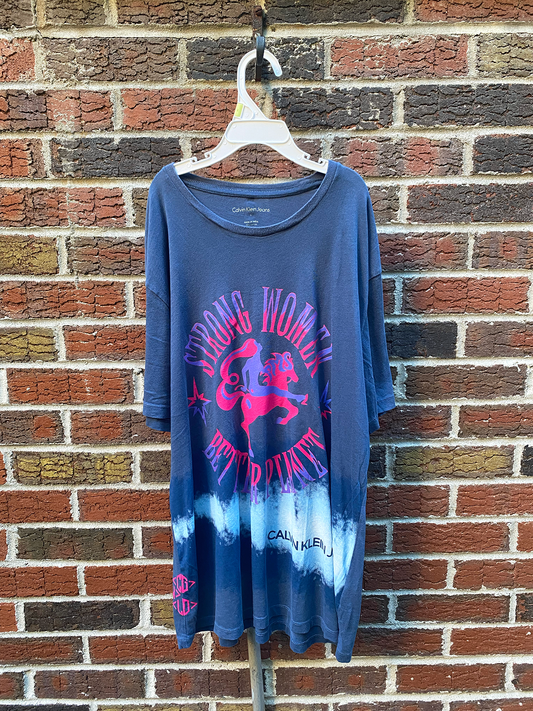 "STRONG WOMEN BETTER PLANET" TEE #6 LARGE